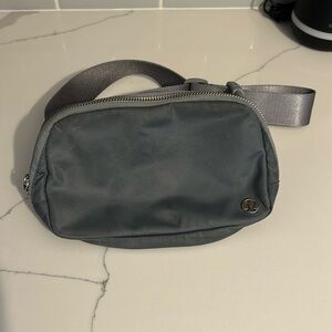 Lululemon Everywhere Belt Bag